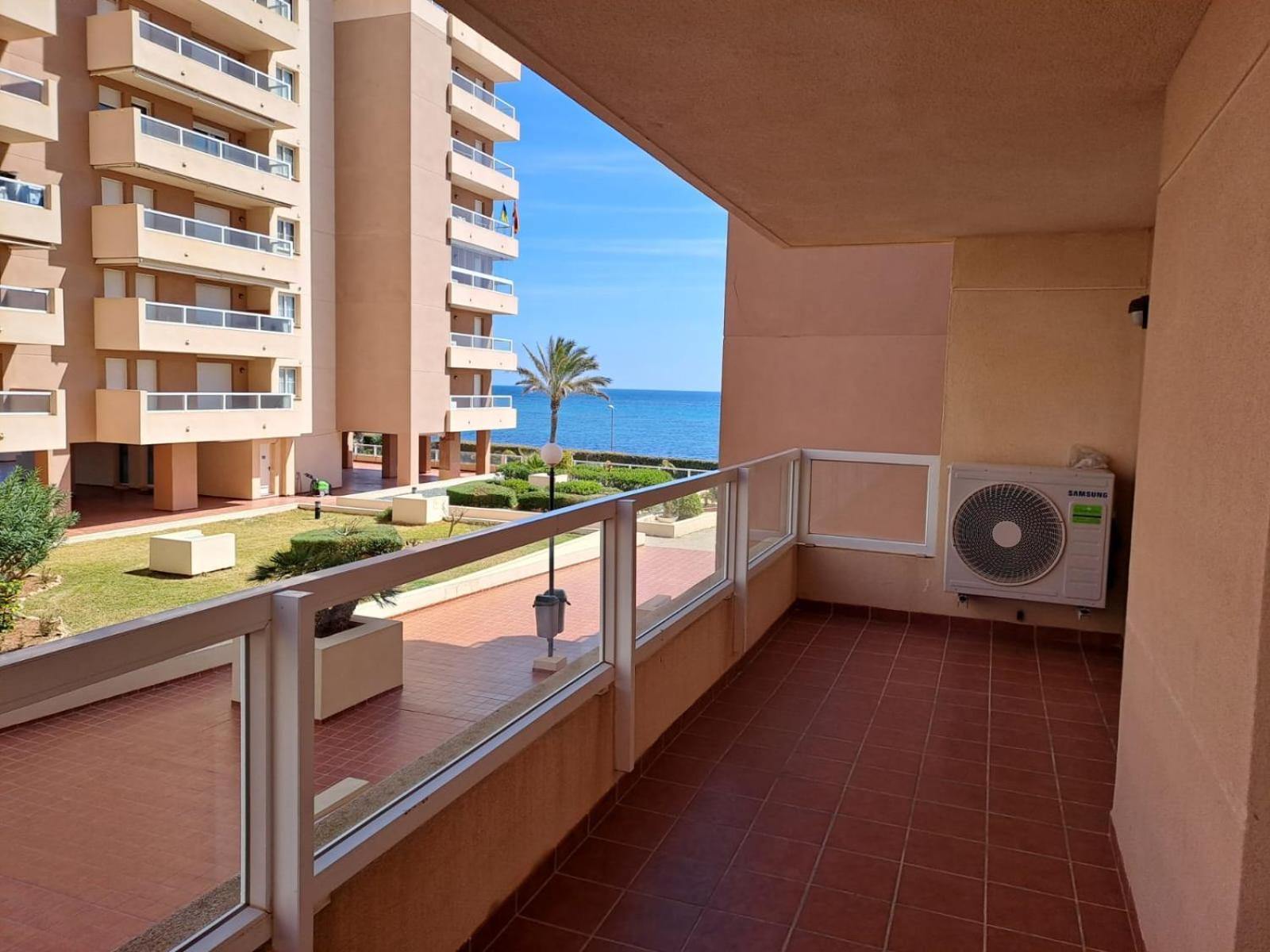 Apartamentos Punta Cormoran La Manga del Mar Menor Eksteriør bilde