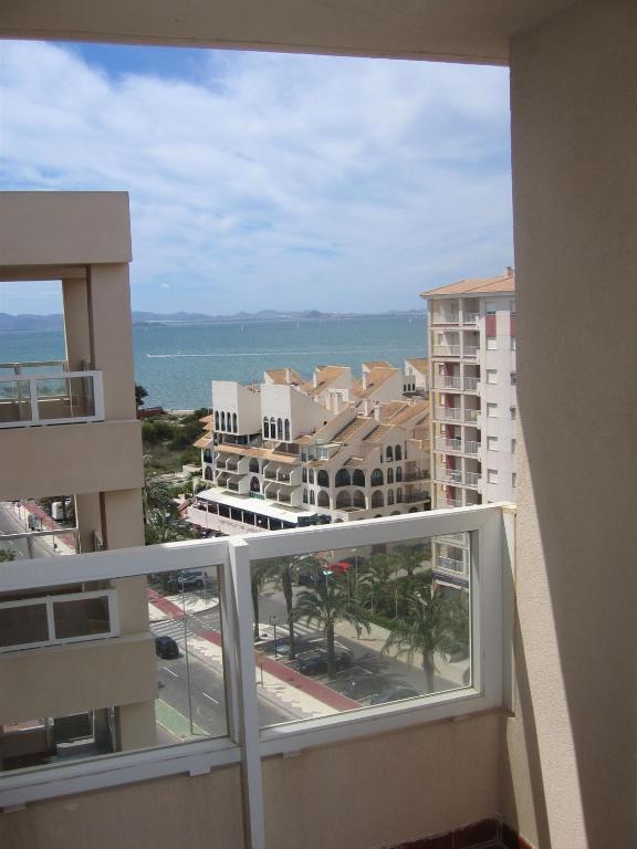 Apartamentos Punta Cormoran La Manga del Mar Menor Rom bilde