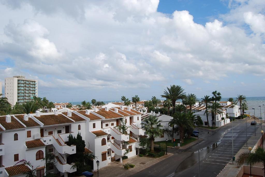 Apartamentos Punta Cormoran La Manga del Mar Menor Rom bilde