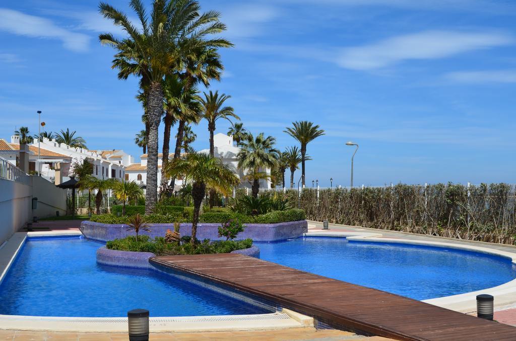 Apartamentos Punta Cormoran La Manga del Mar Menor Eksteriør bilde